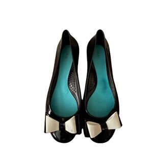 Vintage 90s Oka B. Black Rubber Flats with B&W Bow Tie 💦Waterproof  Size 8